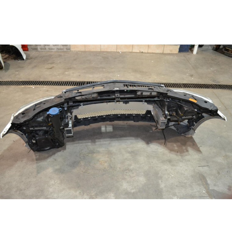 Μούρη Κομπλέ Mercedes-Benz C200 W204 AMG Xenon 2007-2012 (Με 2 φτερα και καπω)