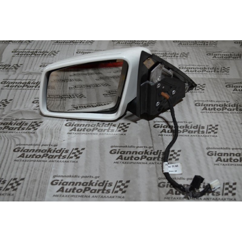 Καθρεπτης Αριστερος Mercedes W204 Με Φλας 2007-2014 (10+10 pins)