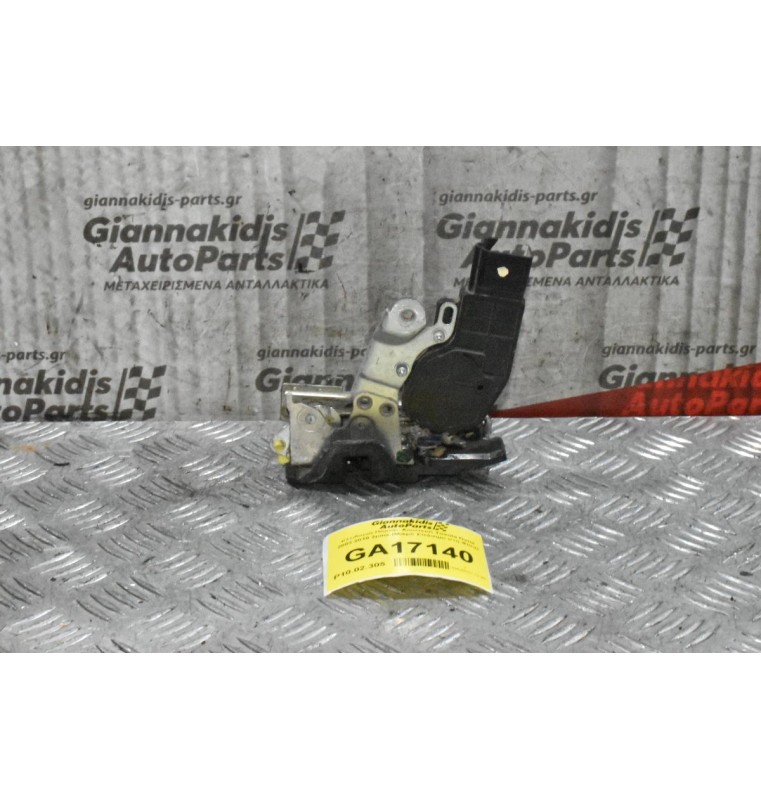 Κλειδαριά Πόρτας Αριστερή Toyota Dyna 2003-2010 2pins (Μικρό Σπάσιμο στη Φίσα)