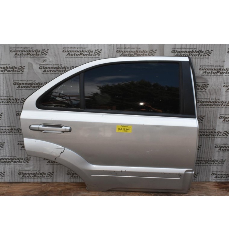 Πόρτα Πίσω Δεξιά Kia Sorento 2002-2010 (Με Χτύπημα)