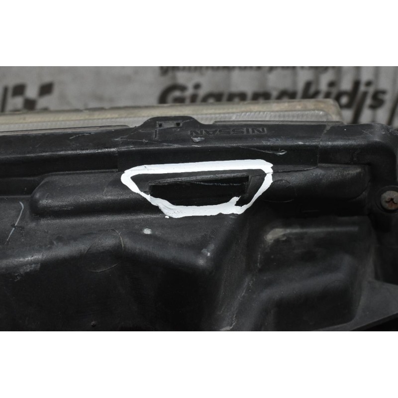 Φανάρι Εμπρός Αριστερό Nissan Navara D40/Pathfinder 2.5 dCi 4WD 2005-2022 26060-EB383 BI-XENON (Σπασμένη Η Μία Βάση)