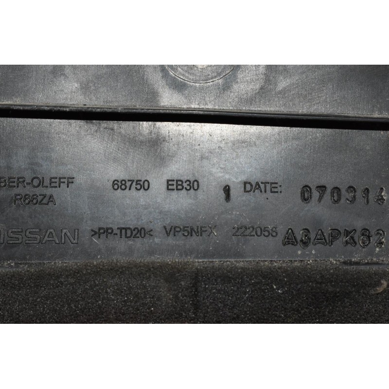Αεραγωγός Δεξιός Nissan Navara D40 2005-2010 68750-EB301