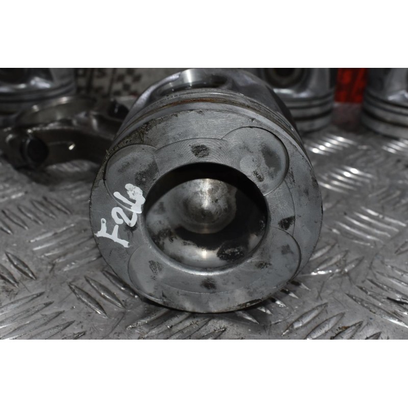 Πιστόνια + Μπιέλα Cabstar F24 2005-2010 (Εξωτερικη Διαμετρος 89mm) (4αδα)