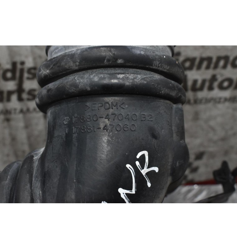 Κολάρο Εισαγωγής Toyota Auris / Yaris 1NR 1.3 2008-2015 17880-47040B2 17881-47060