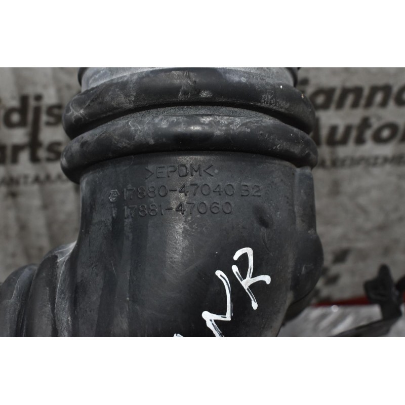 Κολάρο Εισαγωγής Toyota Auris / Yaris 1NR 1.3 2008-2015 17880-47040B2 17881-47060