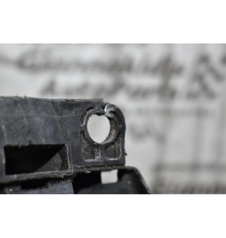 Ασφαλειοθήκη Isuzu D-MAX 4JK1 2006-2012 (Μικρό Χτύπημα)