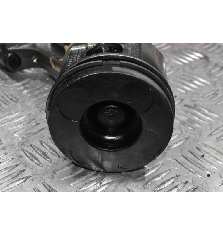 Πιστόνι + Μπιέλα Nissan Navara D22 YD25 2001-2005 (Εξωτερικη Διαμετρος 89mm)