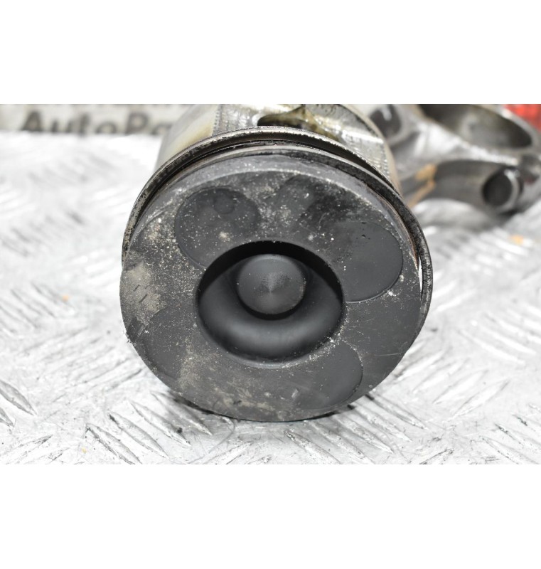 Πιστόνι + Μπιέλα Nissan Navara D22 YD25 2001-2005 (Εξωτερικη Διαμετρος 89mm)