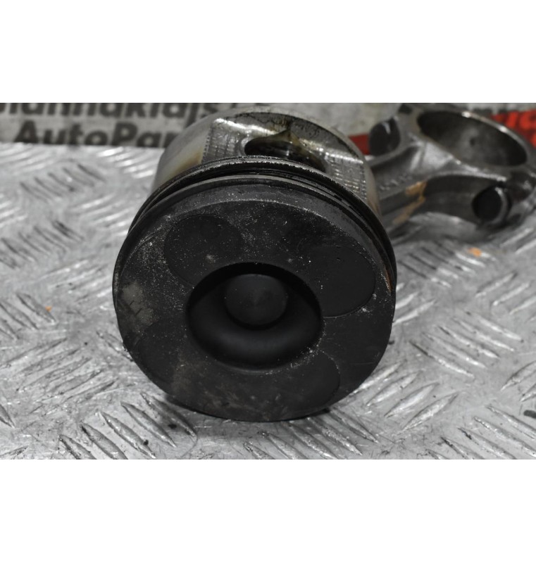 Πιστόνι + Μπιέλα Nissan Navara D22 YD25 2001-2005 (Εξωτερικη Διαμετρος 89mm)