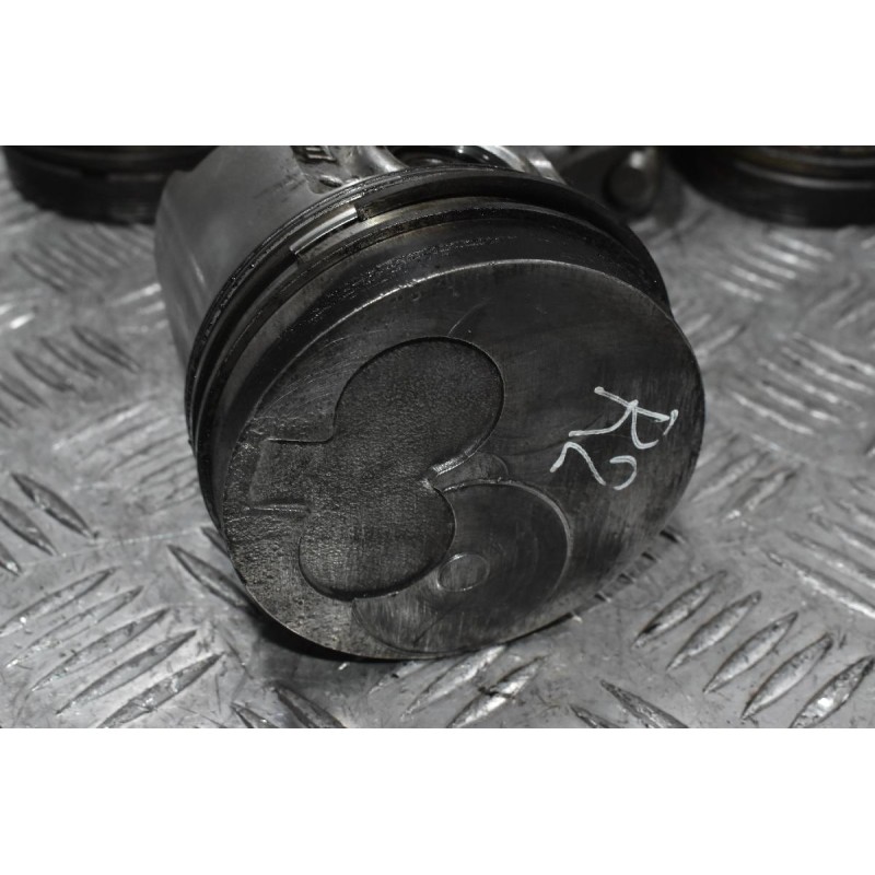 Πιστόνια + Μπιέλες Mazda B2200 E2200 2.2 R2 1988-1996 (Εξωτερικη Διαμετρος 86mm)