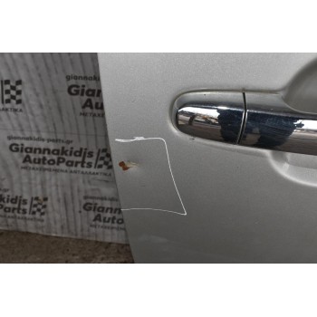 Πόρτα Πίσω Δεξιά 4Πορτο Toyota Hilux KUN25 2005-2015 (Μικρό Χτύπημα)