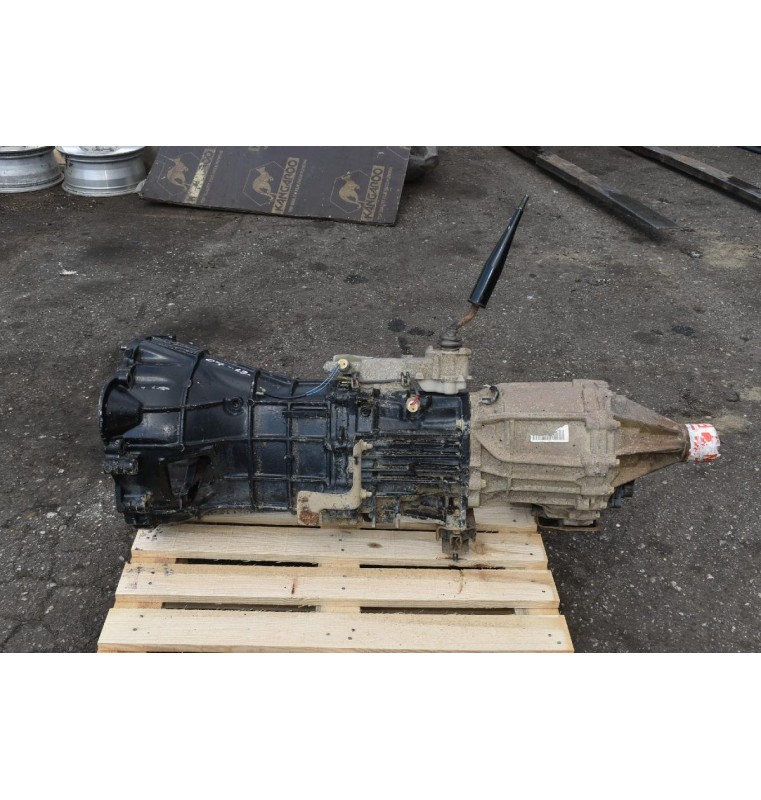 Χειροκίνητο Σασμάν Isuzu D-Max 2.5 4JK1 2007-2012 (Μονο το σασμαν,λειπει το βοηθητικο)