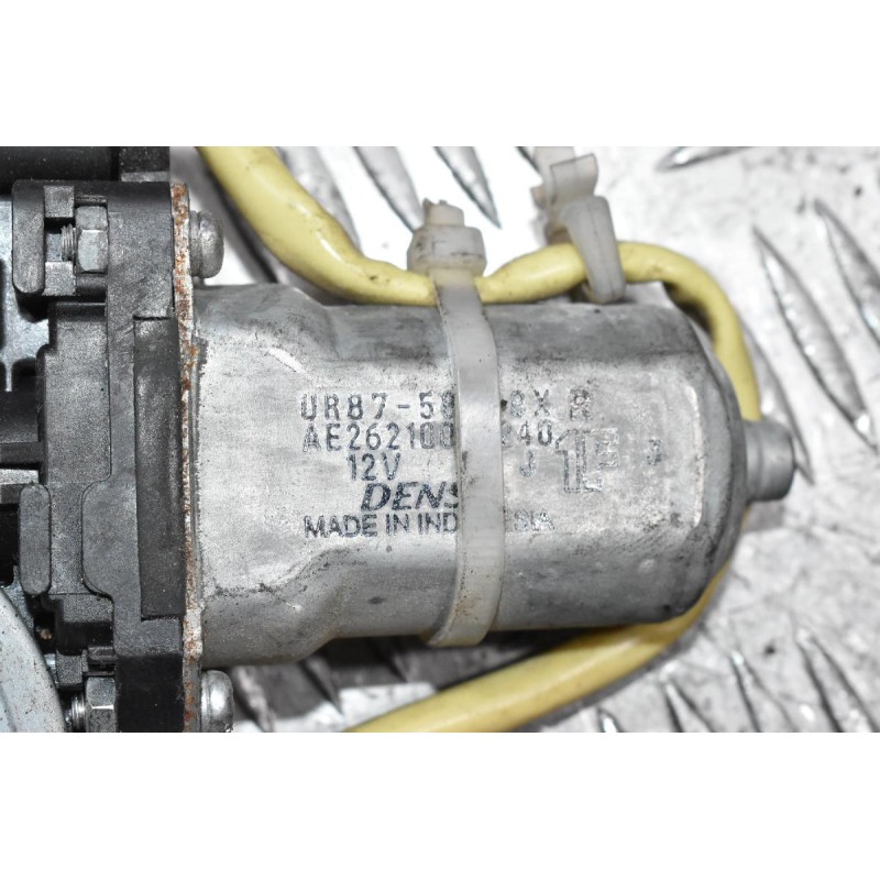 Γρύλλος Παραθύρου Εμπρός Δεξιά Toyota Hilux KDN 2001-2005 5UR87A (4πορτο)