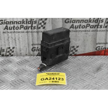 Ασφαλειοθήκη Ρελέ Mitsubishi Outlander 2006-2019