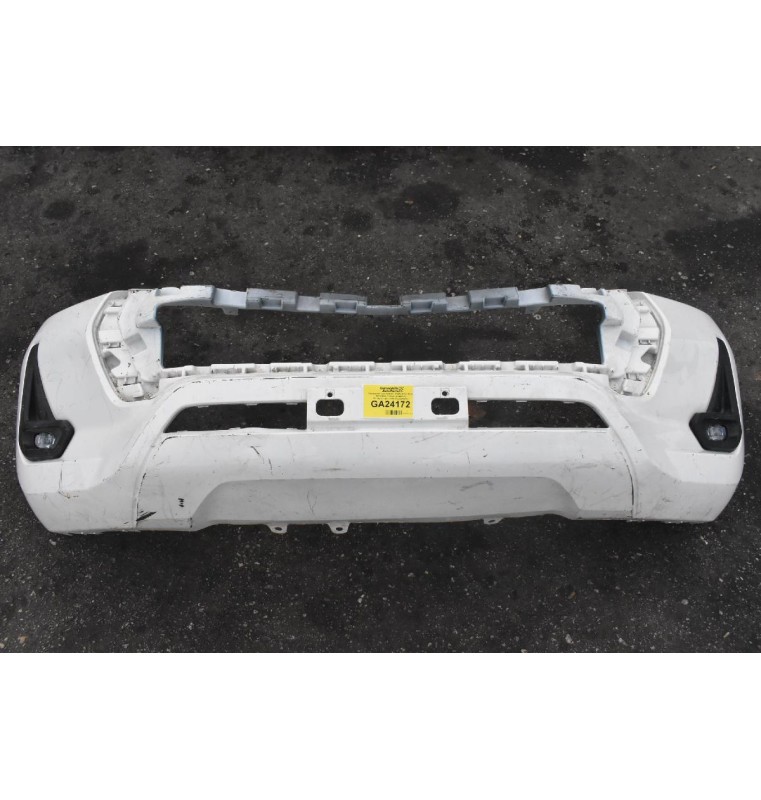 Προφυλακτήρας Εμπρός Toyota Hilux Revo 2021-2022 (Γνήσιο - Ελαφρώς Μεταχειρισμένο) (Με Προβολάκια)