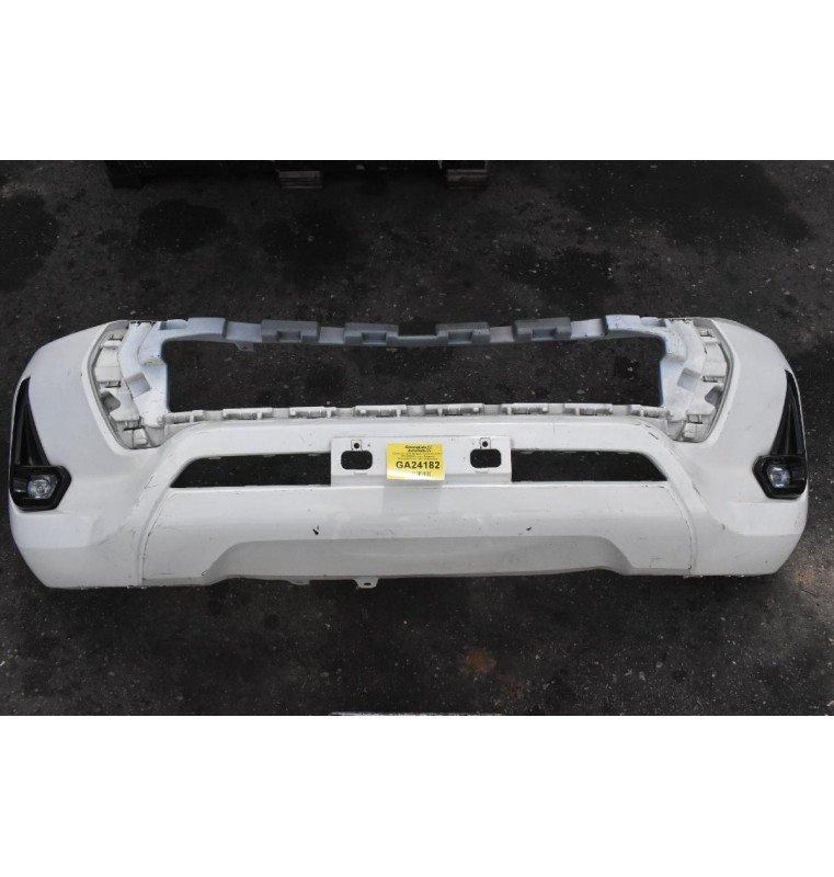 Προφυλακτήρας Εμπρός Toyota Hilux Revo 2021-2022 (Γνήσιο - Ελαφρώς Μεταχειρισμένο) (Με Προβολάκια)