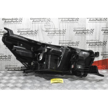 Φανάρι Εμπρός Αριστερό Toyota Hilux Revo 2015-2019 (Μηχανικό)