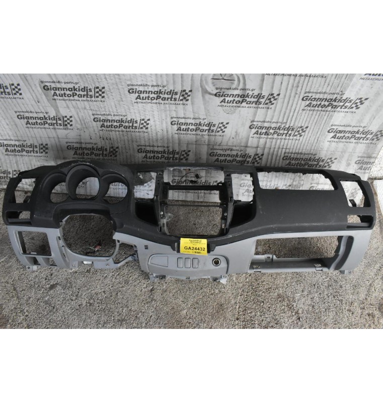 Ταμπλό Toyota Hilux KUN 2005-2012 (Με Φθορά)