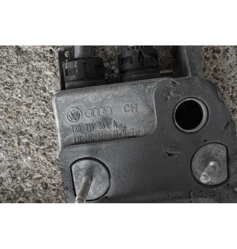 Λεβιες Ταχυτήτων Volkswagen Caddy 2004-2010 1K0711061A