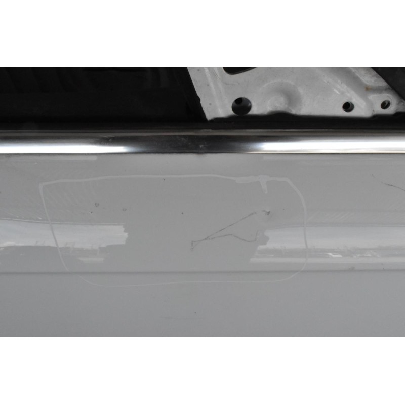 Πόρτα Εμπρός Δεξιά Audi A4 (Quatro) 2008-2012 (Με Χτύπημα)