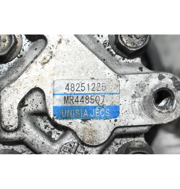 Αντλία Υδραυλικού Τιμονιού Mitsubishi L200 2.5 4D56 K74 1997-2005 MR448507