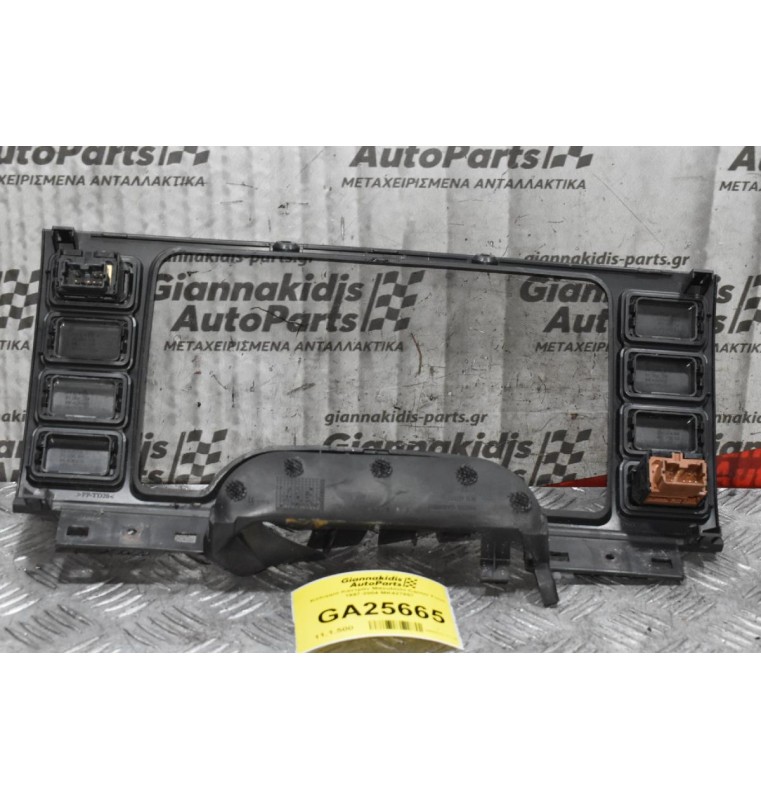 Κάλυμμα Καντράν - Κοντέρ Ταμπλό Mitsubishi Canter Fuso 1997-2004 MK427857 MK405104