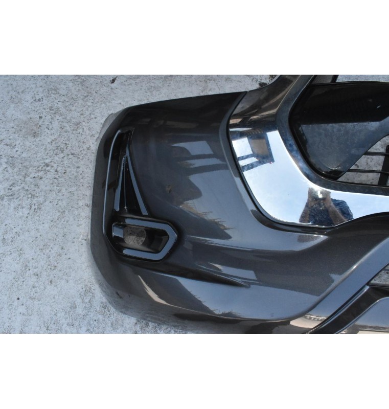 Προφυλακτήρας Εμπρός Toyota Hilux Revo 2021-2022 (Γνήσιο - Ελαφρώς Μεταχειρισμένο) (Χωρίς Προβολάκια)