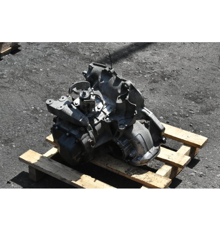 Χειροκίνητο Σασμάν Opel Astra H 1.8 2003-2010 (4C394,Πλαστικο καπακι πισω)