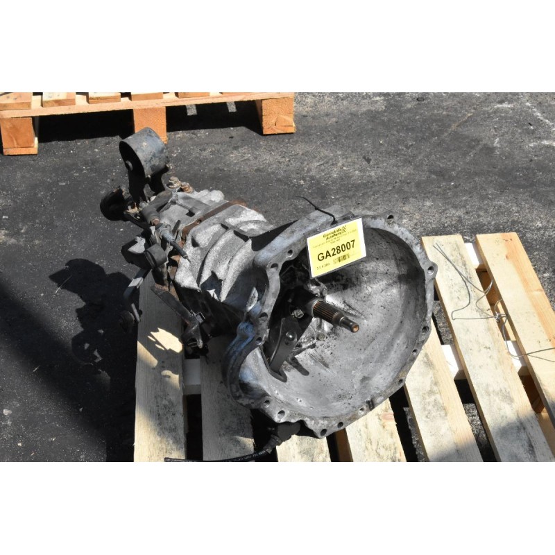 Χειροκίνητο Σασμάν Nissan Cargo 2.3 LD23 1990-1997