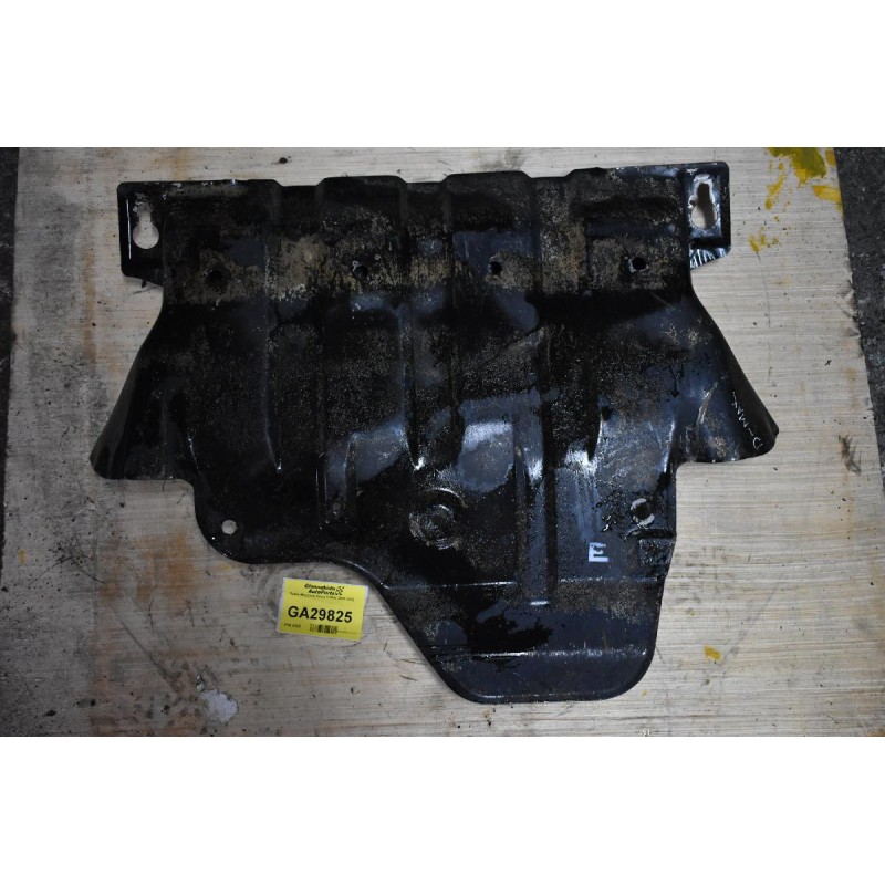 Ποδιά Μηχανης Isuzu D-Max 2007-2012