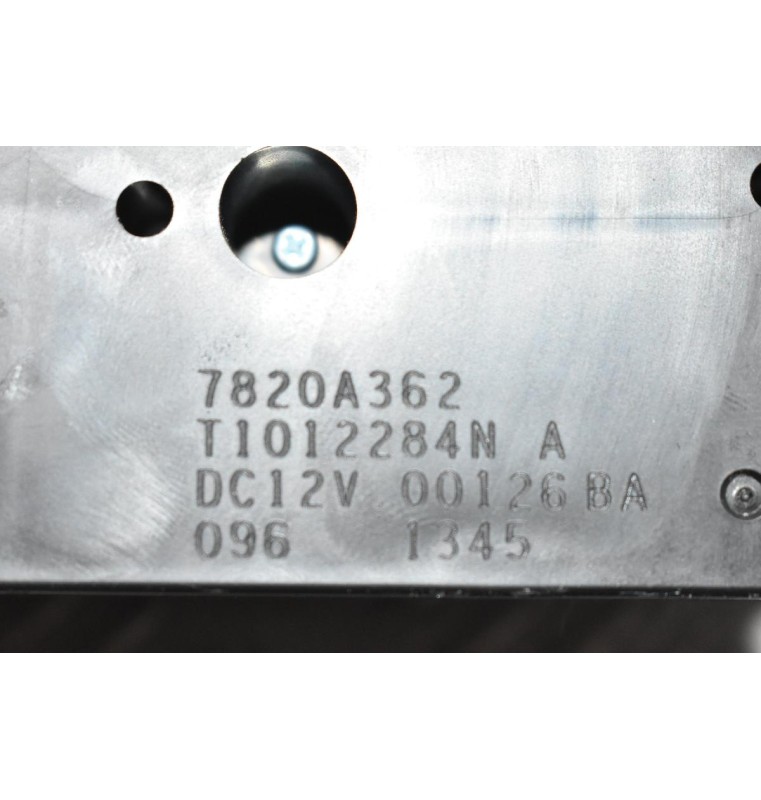 Χειριστήριο Κλιματισμού Mitsubishi L200 KB4 2010-2015 7820A362 T1012284N