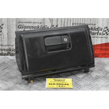 Ντουλαπάκι Ταμπλό Mitsubishi Canter/Fuso 2005-2015 MK511457