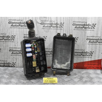 Ασφαλειοθήκη Mitsubishi Canter/Fuso 12V 2005-2015 MK541999 MK542000