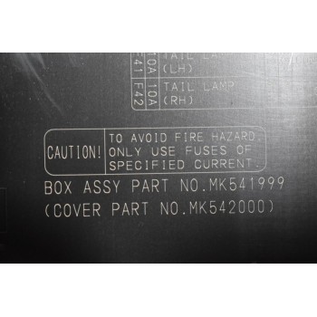 Ασφαλειοθήκη Mitsubishi Canter/Fuso 12V 2005-2015 MK541999 MK542000