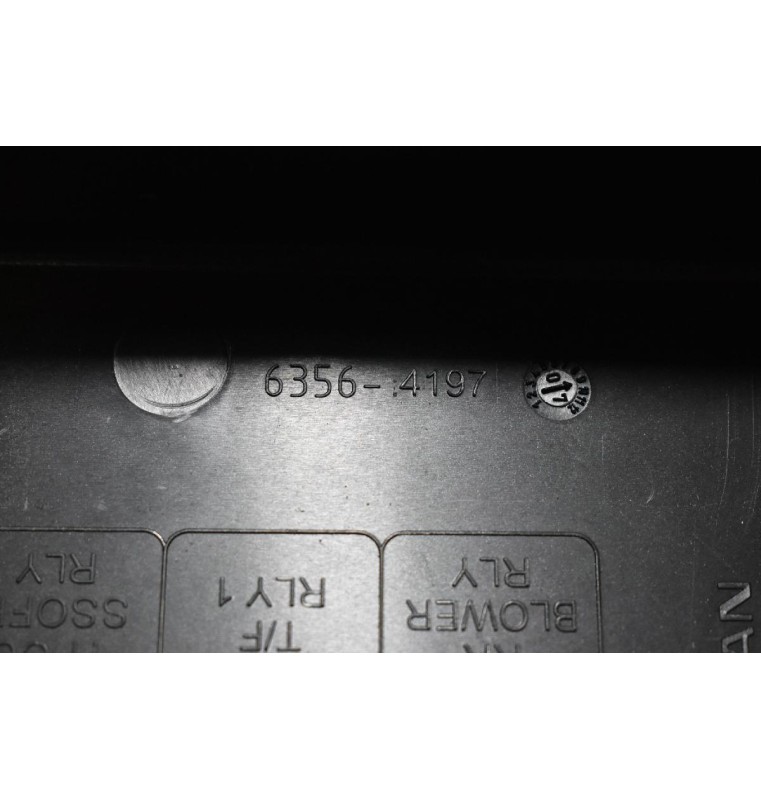 Ασφαλειοθήκη Nissan Navara D40 2005-2012 6356-4197