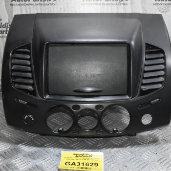Κονσόλα Ταμπλό + Αεραγωγοί Mitsubishi L200 KB4 2006-2015 (Με Ντουλαπακι)