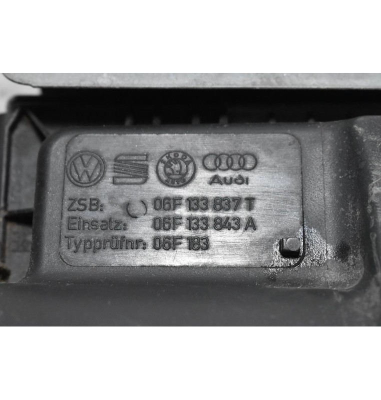 Πλαστικό Κάλυμμα Μηχανής Volkswagen Golf V GTI FSI 2003-2010 06F133837 T (Passat B6)
