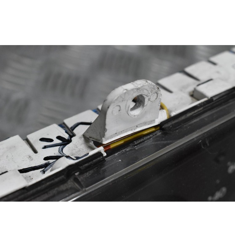 Κοντέρ Toyota Hiace 1996-2005 (Μιλια - Χιλιόμερτα) 83800-26841 (Ραγισμένη Βάση)