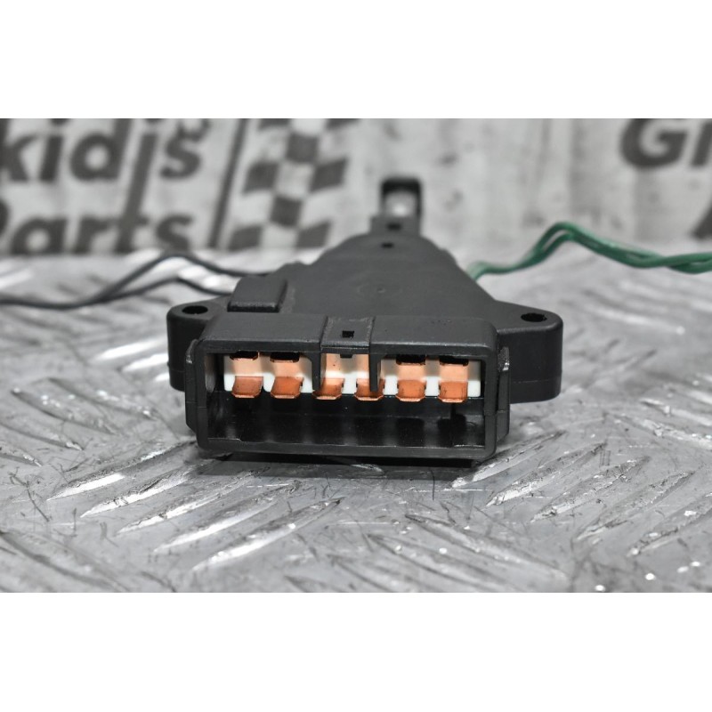 Ρυθμιστής Έντασης Αέρα Χειριστηρίου Καλοριφέρ Mitsubishi L200 2.5 4D56 1997-2005 (10Pins)