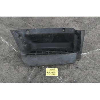 Σκαλοπάτι Δεξια Mitsubishi Canter 2006-2015 (Μεγαλη Καμπινα)