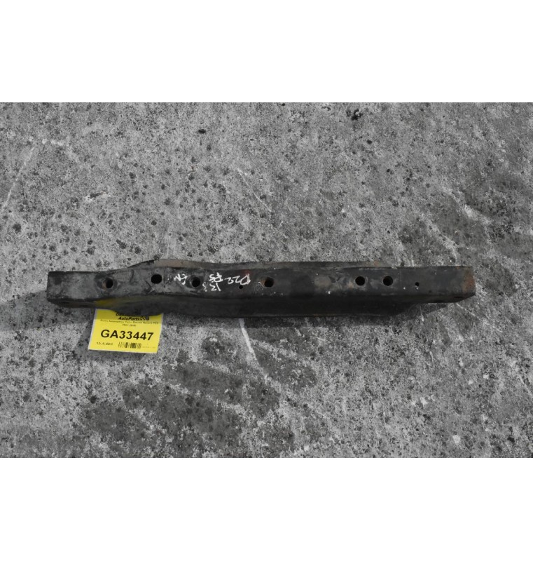 Βαση Διαφορικου Πισω Nissan Navara D22 2001-2005