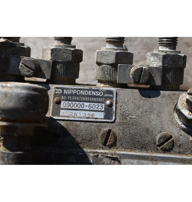 Αντλία Πετρελαίου Toyota Land Cruiser 1990-2001 3B BJ60 BJ40 090000-6023