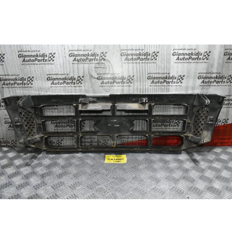 Μάσκα Ford Ranger 2002-2006 UM48-50710 (Σπασμένα Κλιπ)