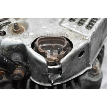 Δυναμό Toyota Hilux 2.4 2L 1990-2001 (Εξόστερ μπροστά) (Σπασμένη Φύσα)