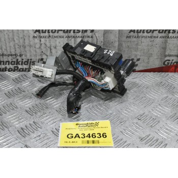 Ασφάλειες - Ασφαλειοθήκη Nissan Navara D22 2001-2005