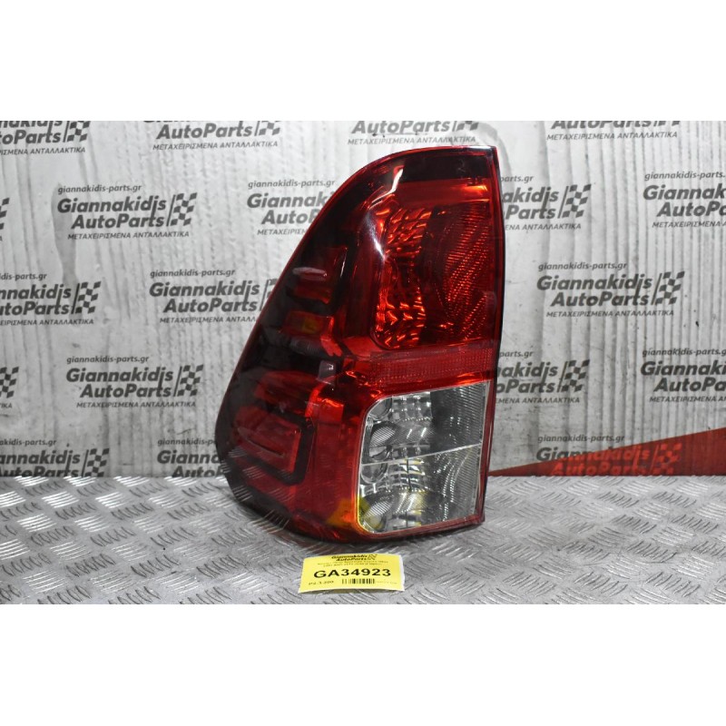 Φανάρι Πίσω Αριστερό Toyota Hilux 2WD-4WD 2015-2018 (Γνήσιο)