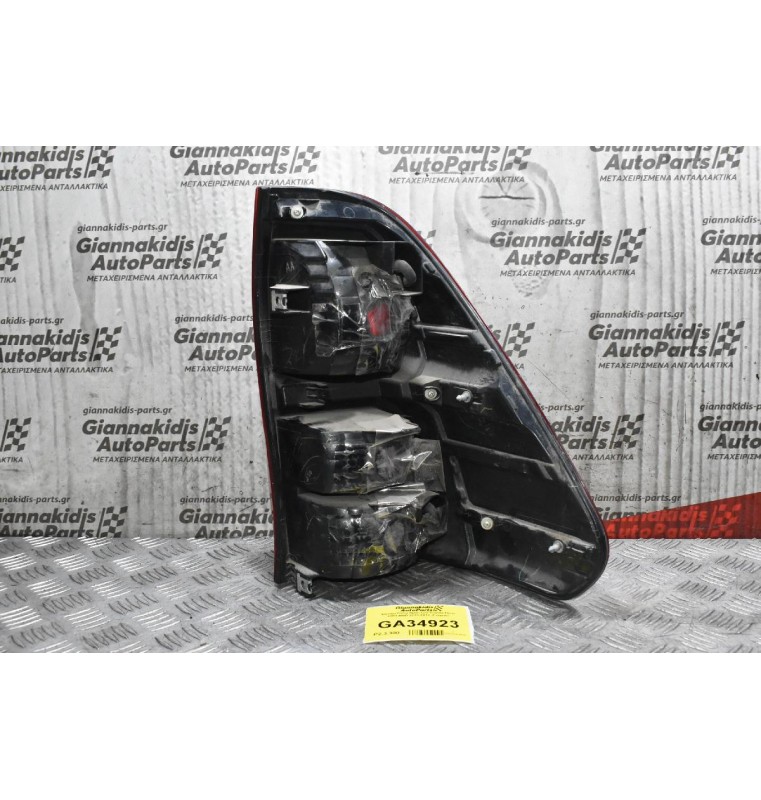 Φανάρι Πίσω Αριστερό Toyota Hilux 2WD-4WD 2015-2018 (Γνήσιο)
