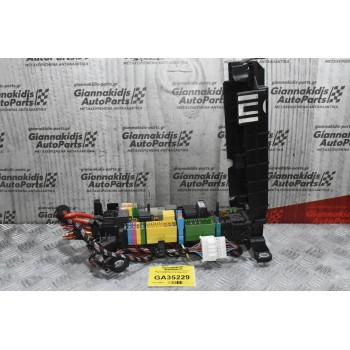 Ασφαλειοθήκη Mercedes-Benz A-Class W176 W246 2012-2018 2465400140