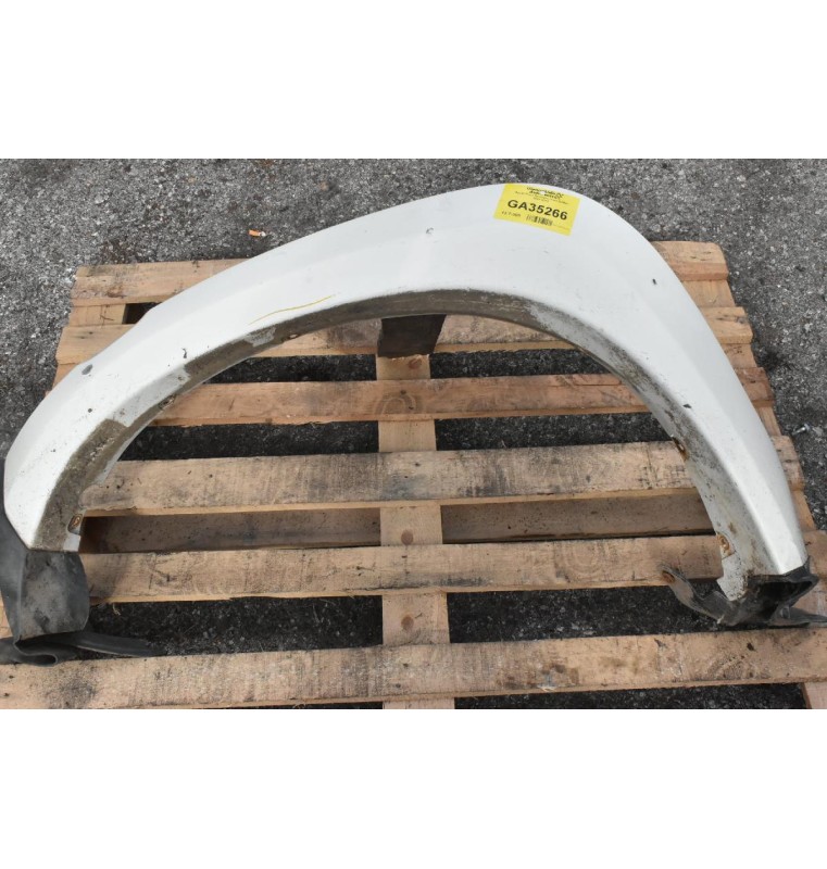 Φρύδι Πισω Αριστερο Isuzu D-Max 2007-2012