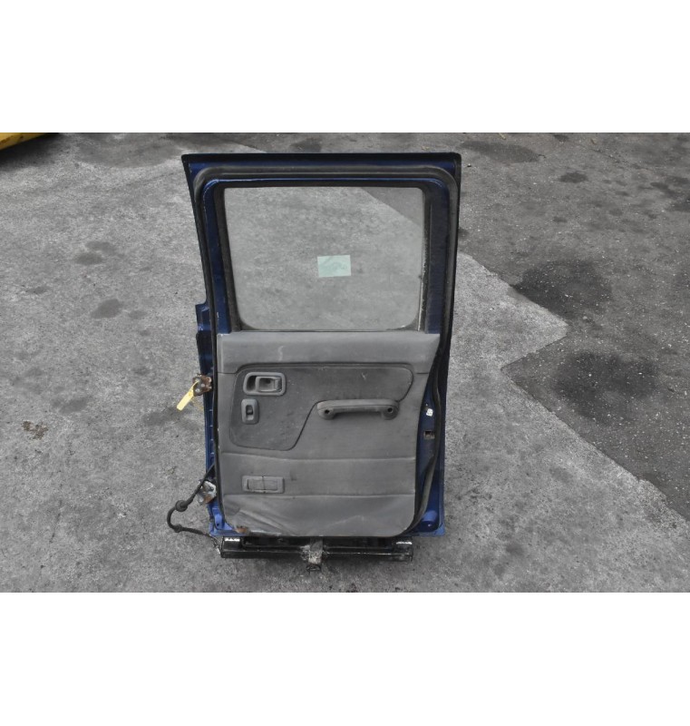Πόρτα Nissan Navara D22 1998-2005 (Πισω Δεξια)